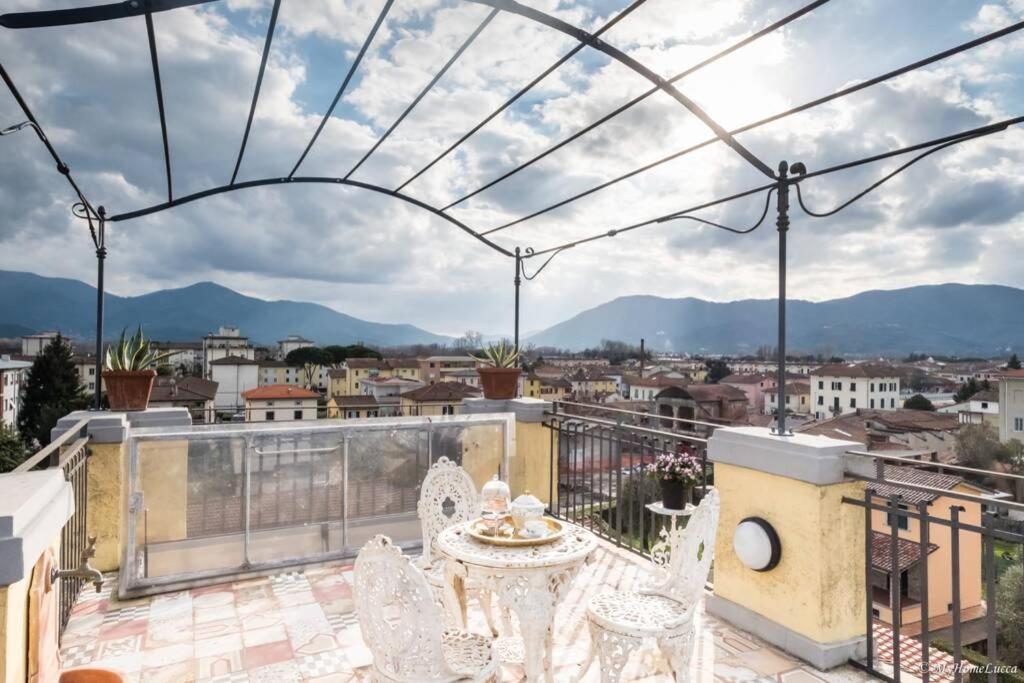 Casa Maria - Attico Di Lusso Vicino Alle Mura Lucca Eksteriør billede