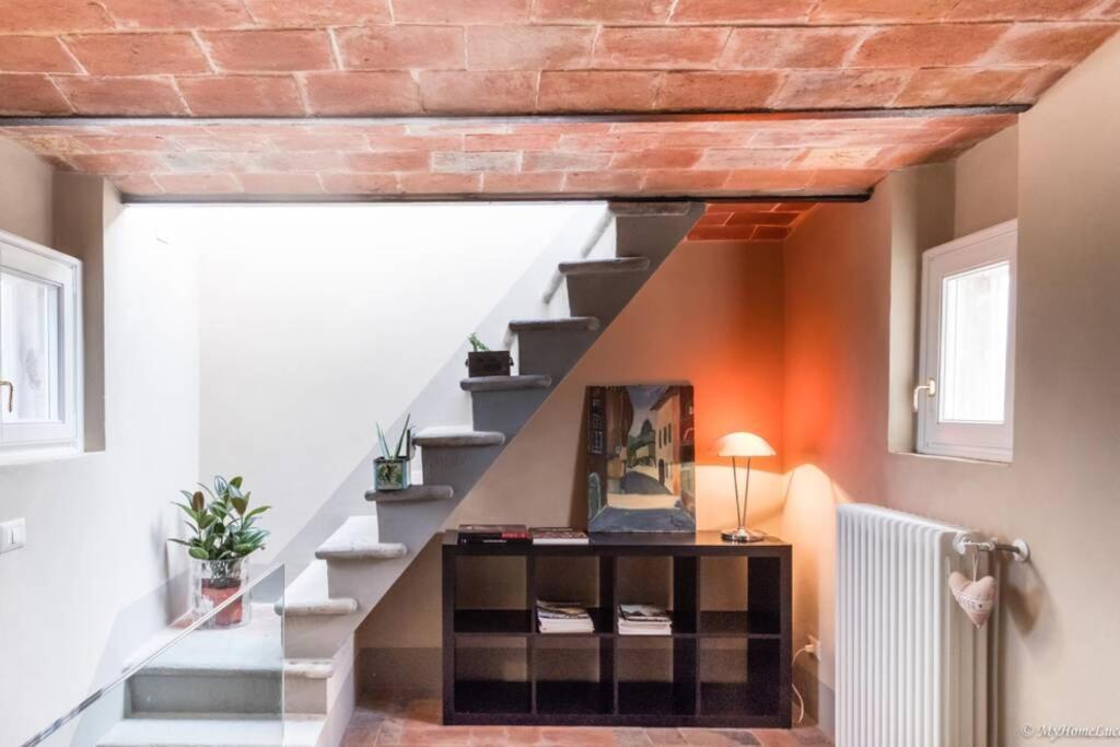 Casa Maria - Attico Di Lusso Vicino Alle Mura Lucca Eksteriør billede