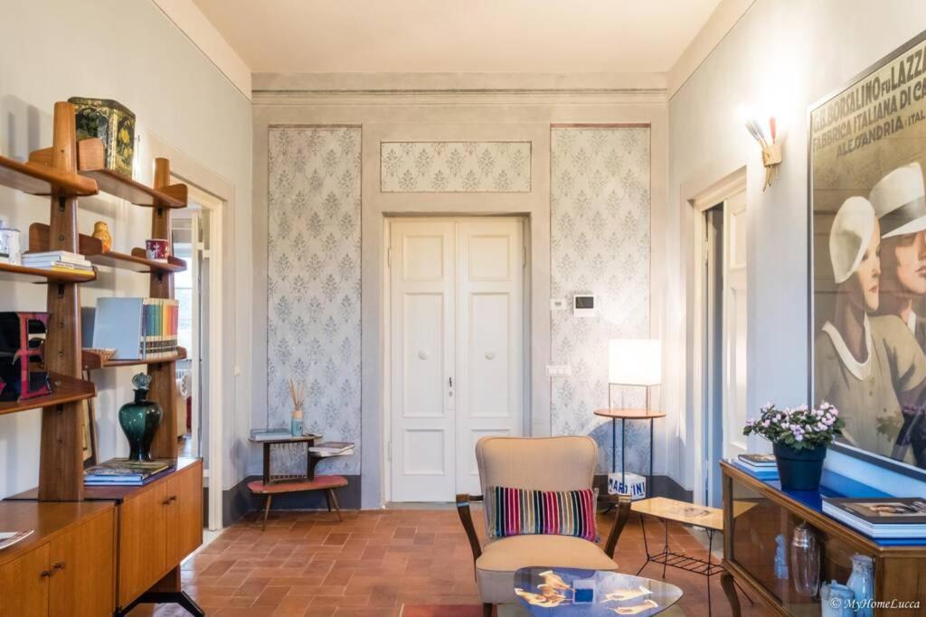Casa Maria - Attico Di Lusso Vicino Alle Mura Lucca Eksteriør billede